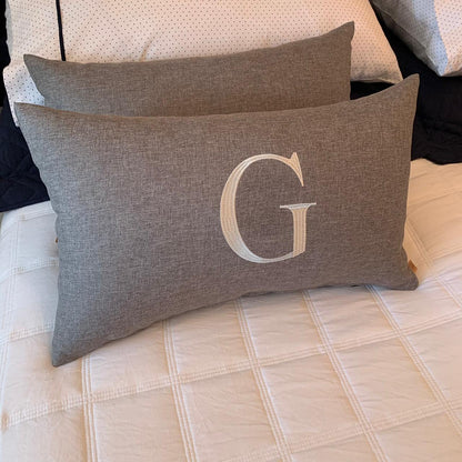 Almofada Individual Com Inicial Single Linho Cinza Bordado Cinza Claro