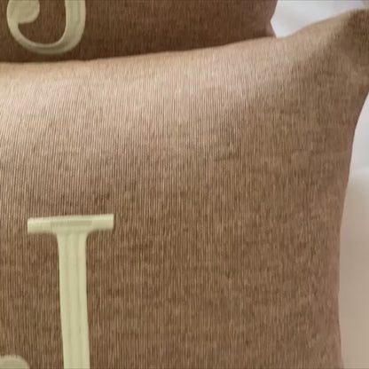 Par de Almofadas com Iniciais Married Linho Rose Bordado Champanhe